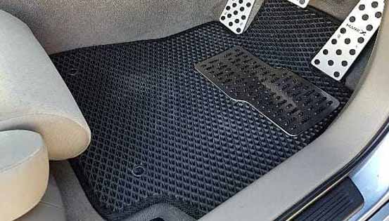 popularity of rubber mats in cars